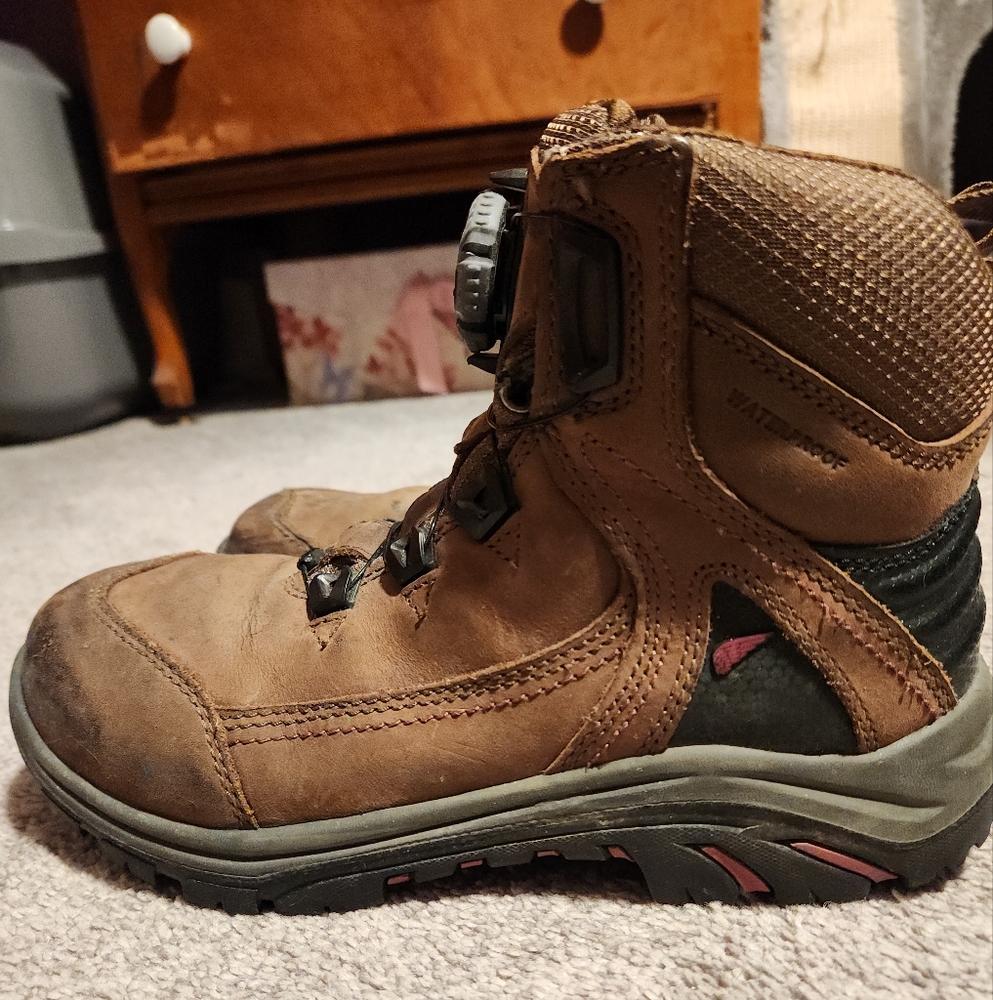 Red wing steel toe size 8 work boots